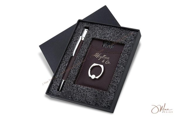 Cell phone set packed in a gift box