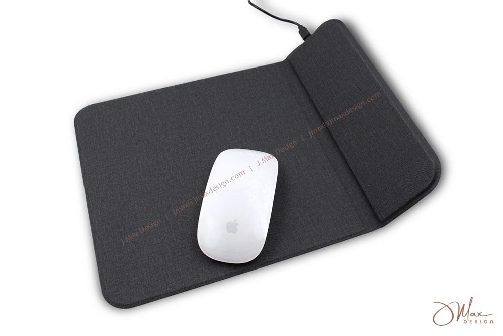Magic mouse on charging mousepad pop-up charging mouse pad