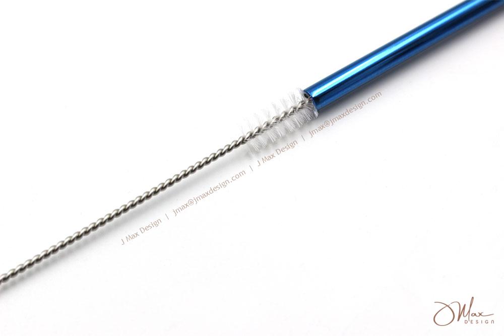 Stainless steel drinking straw and cleaning brush Drinking straw comes with Cleaning brush
