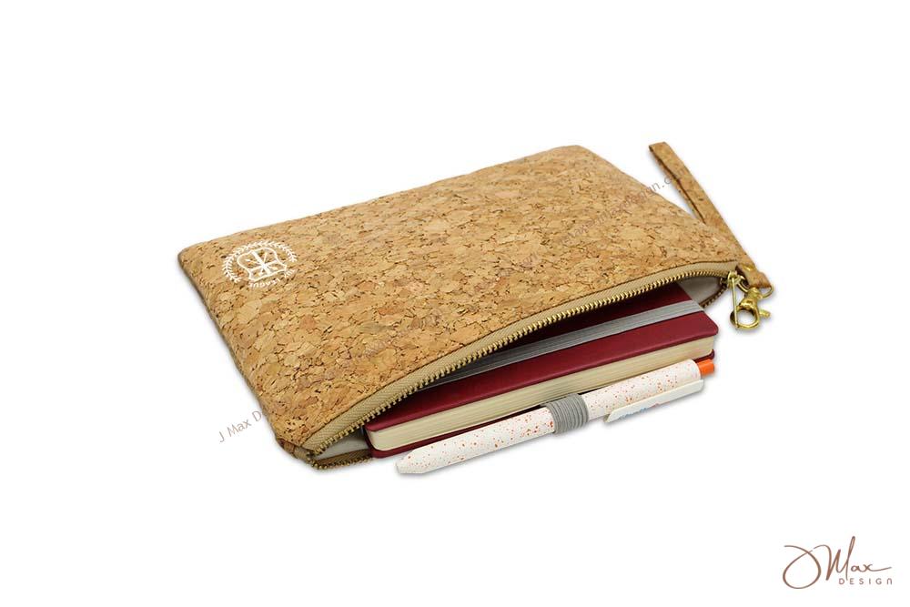 Mini cork zipper pouch